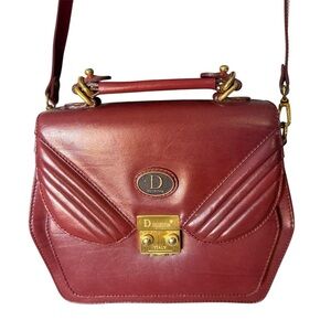 D COLLECTION Burgundy Structured Crossbody Handbag Adjustable Strap